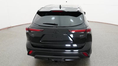 2026 Toyota Highlander Hybrid XLE