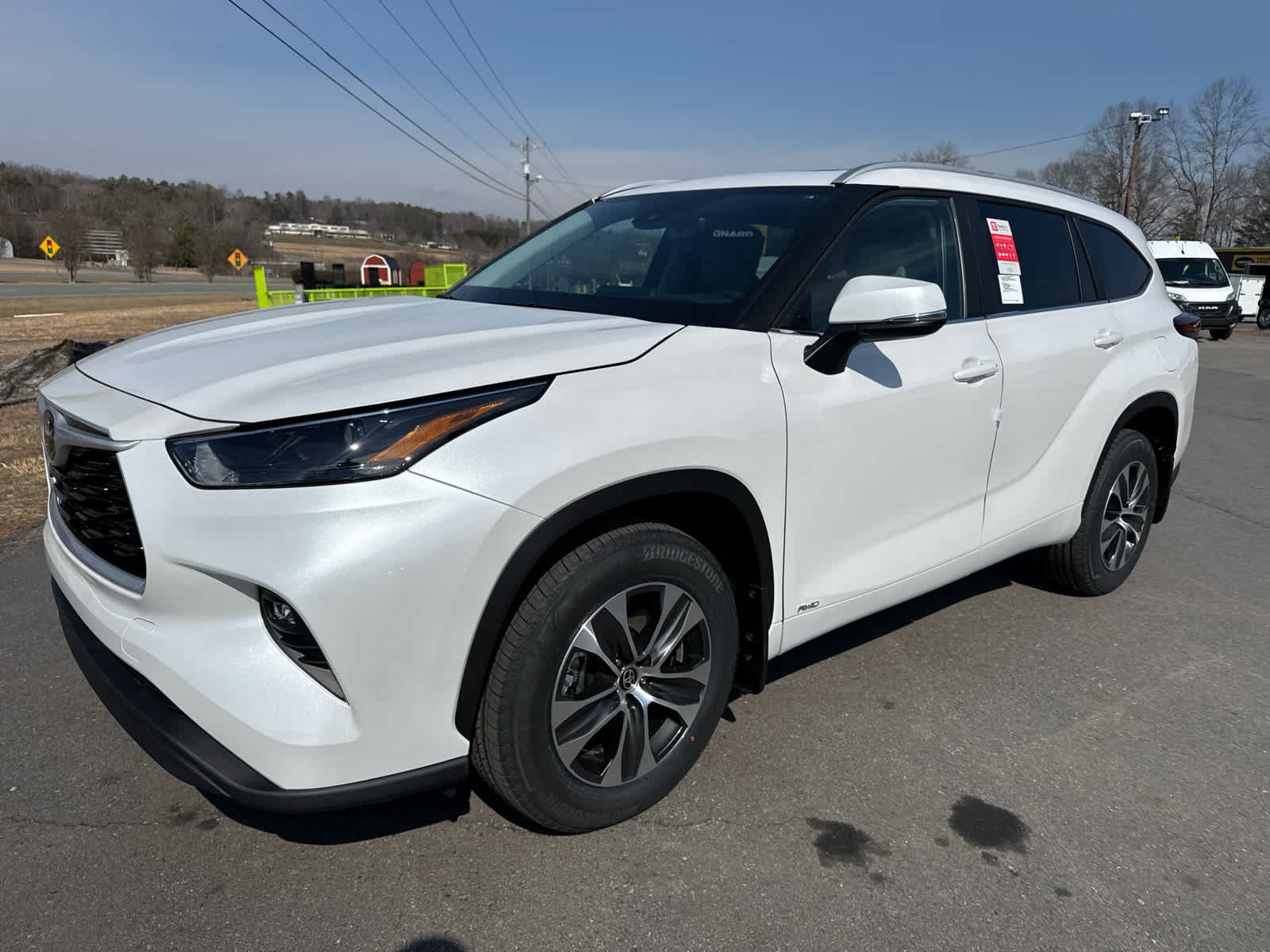 2026 Toyota Highlander Hybrid XLE