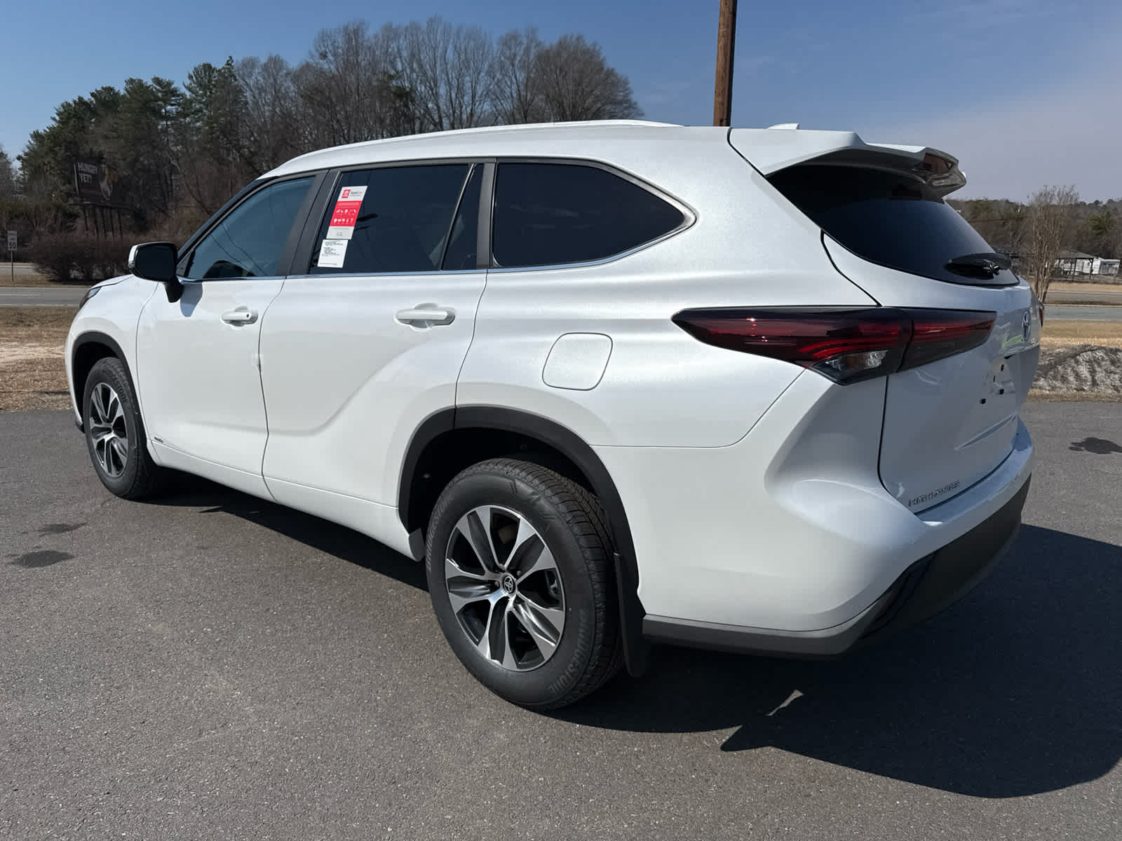 2026 Toyota Highlander Hybrid XLE