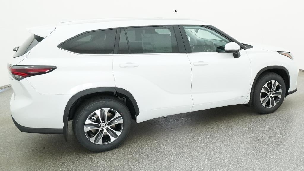 2026 Toyota Highlander Hybrid XLE