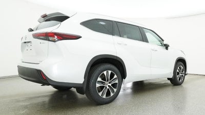 2026 Toyota Highlander Hybrid XLE