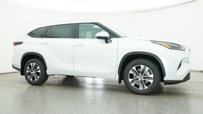 2026 Toyota Highlander Hybrid XLE