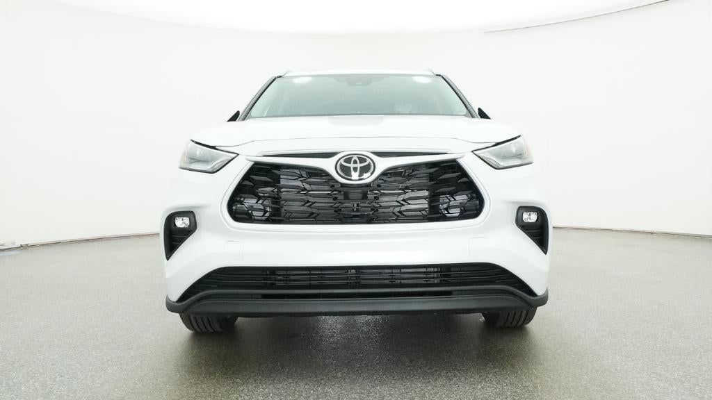 2026 Toyota Highlander Hybrid XLE