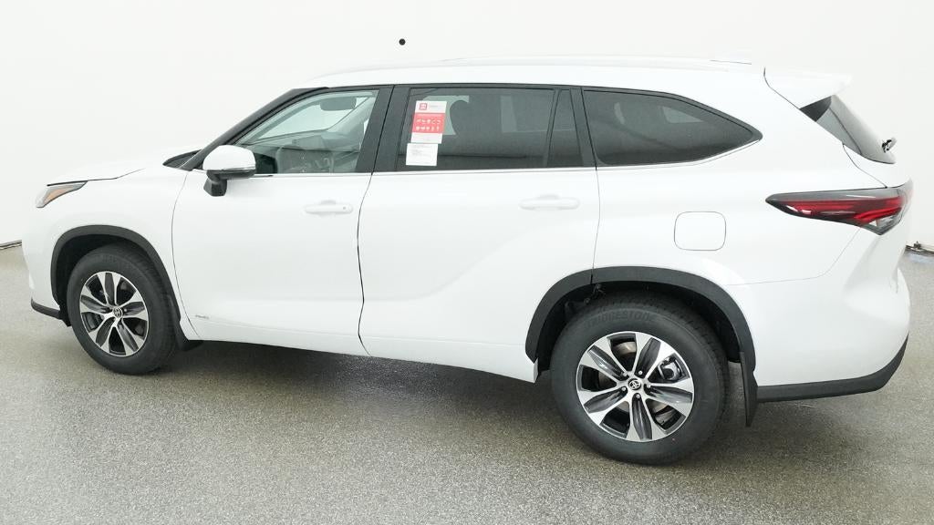 2026 Toyota Highlander Hybrid XLE
