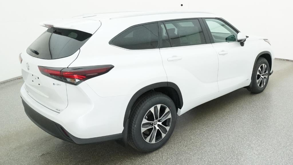 2026 Toyota Highlander Hybrid XLE