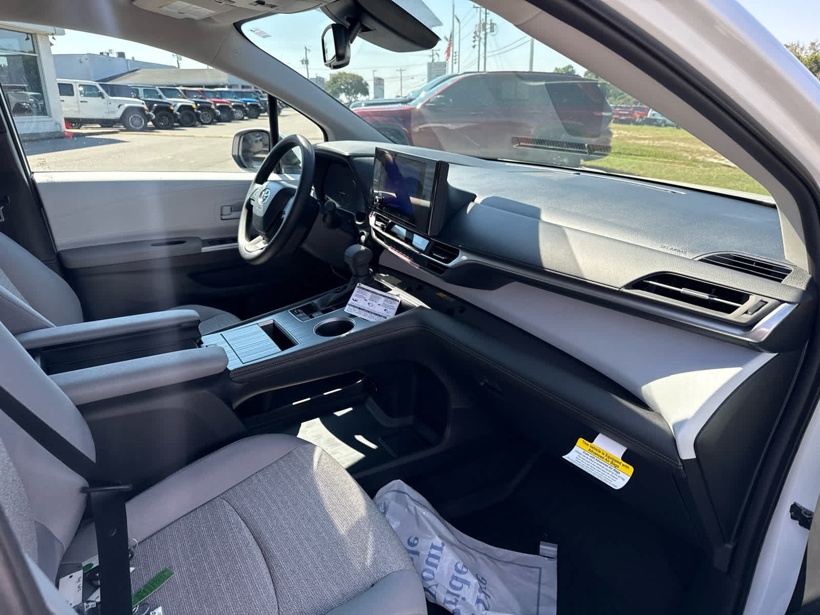2026 Toyota Sienna LE