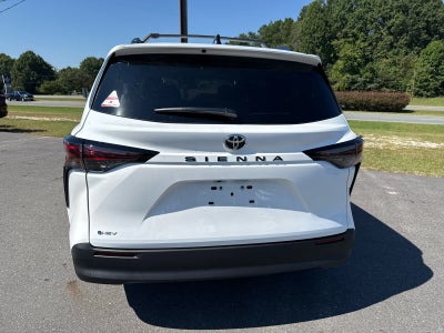 2026 Toyota Sienna LE