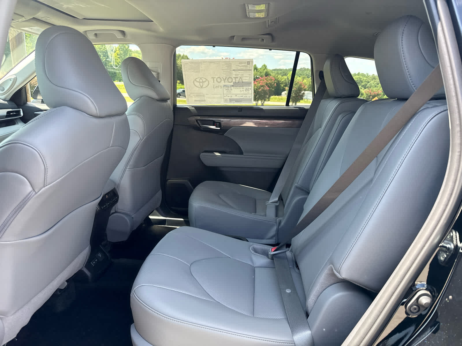 2026 Toyota Highlander Hybrid Limited