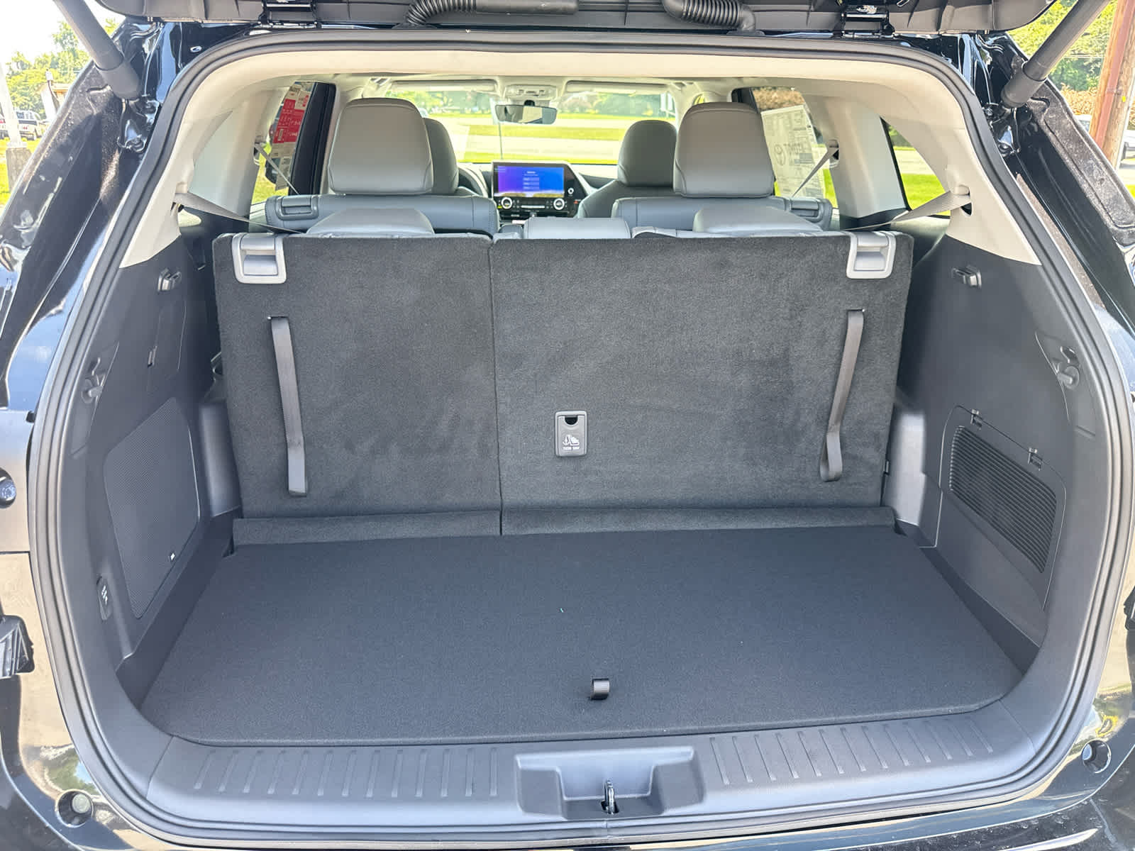 2026 Toyota Highlander Hybrid Limited