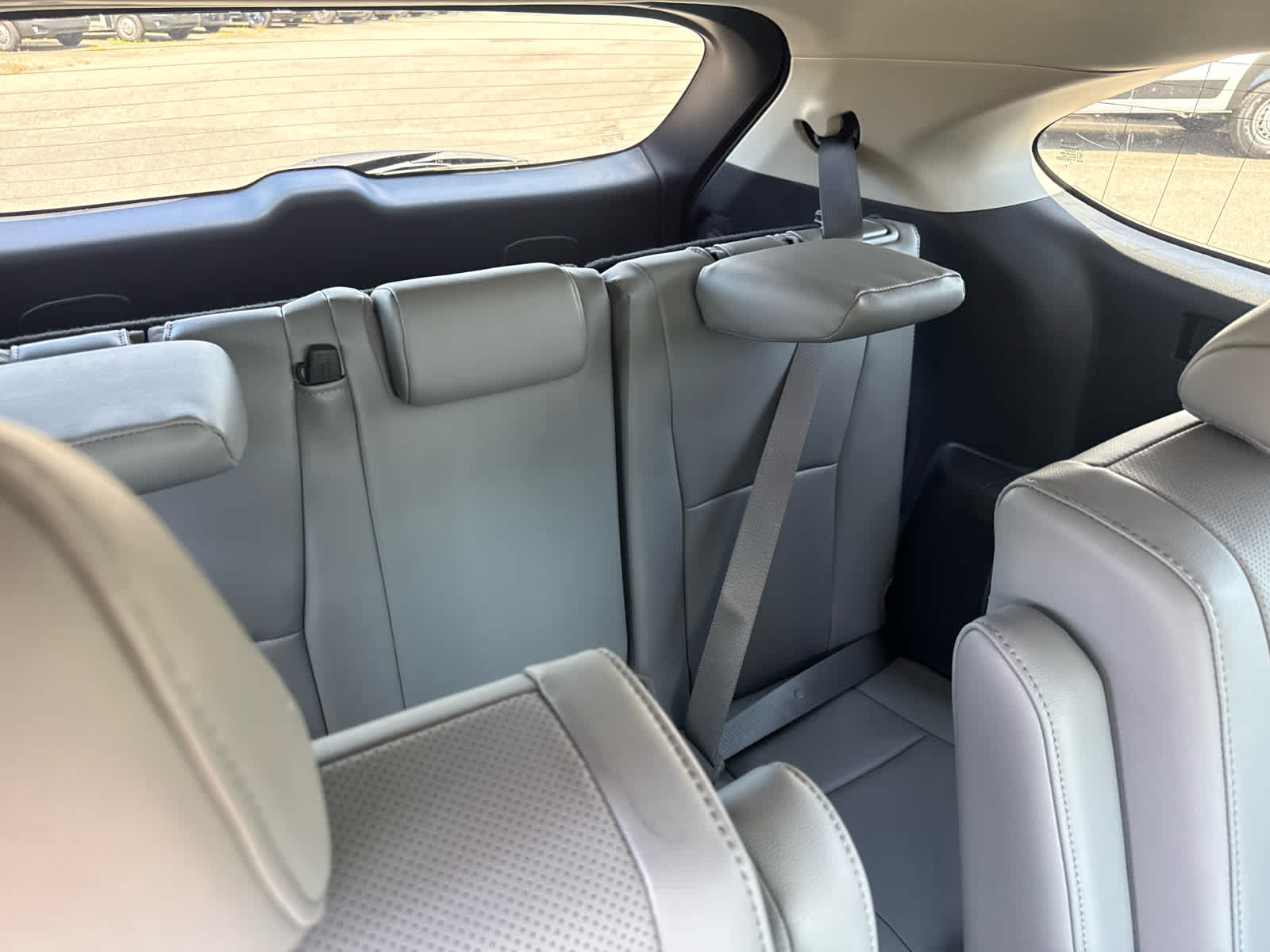 2026 Toyota Highlander Hybrid Limited