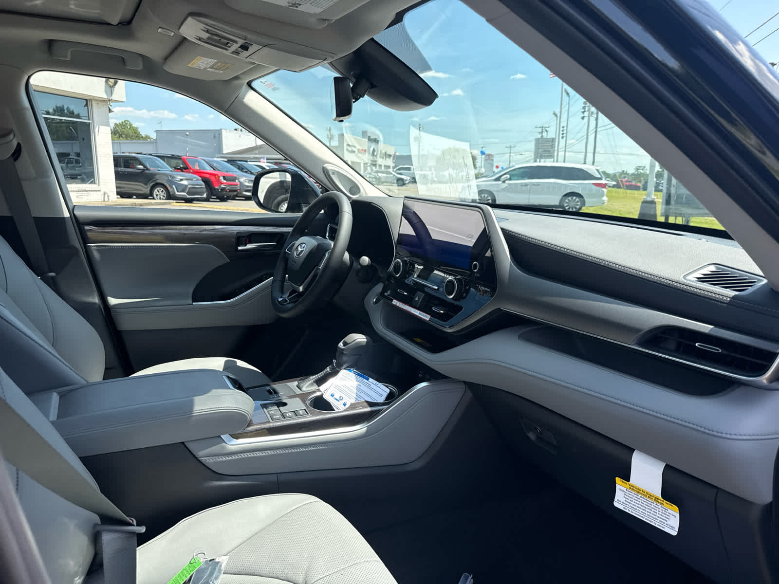 2026 Toyota Highlander Hybrid Limited