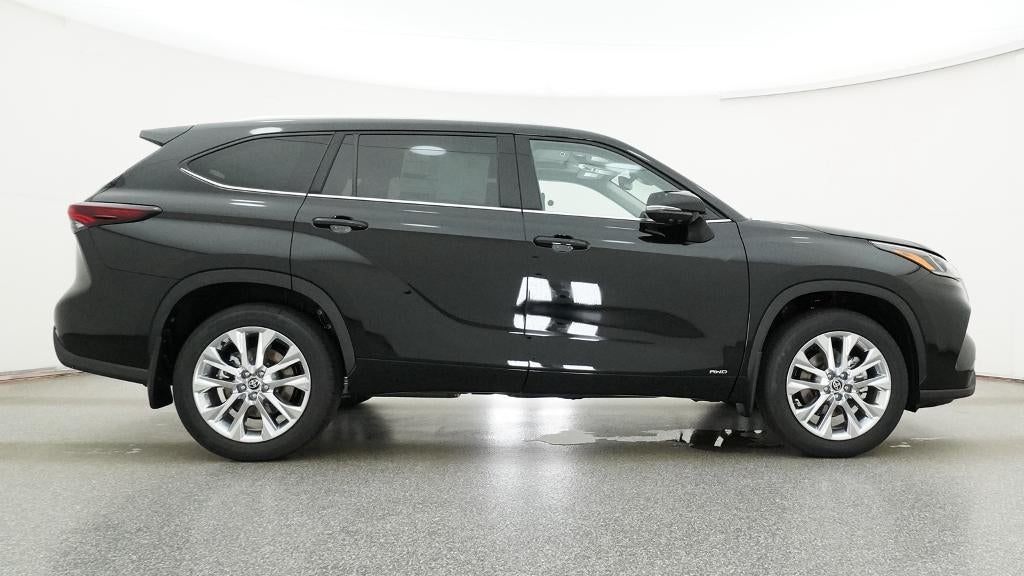 2026 Toyota Highlander Hybrid Limited