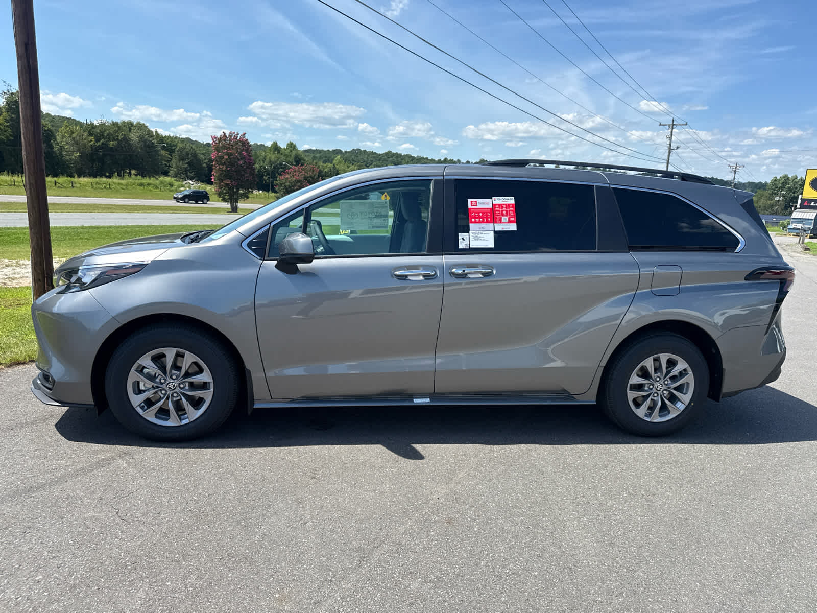 2026 Toyota Sienna XLE