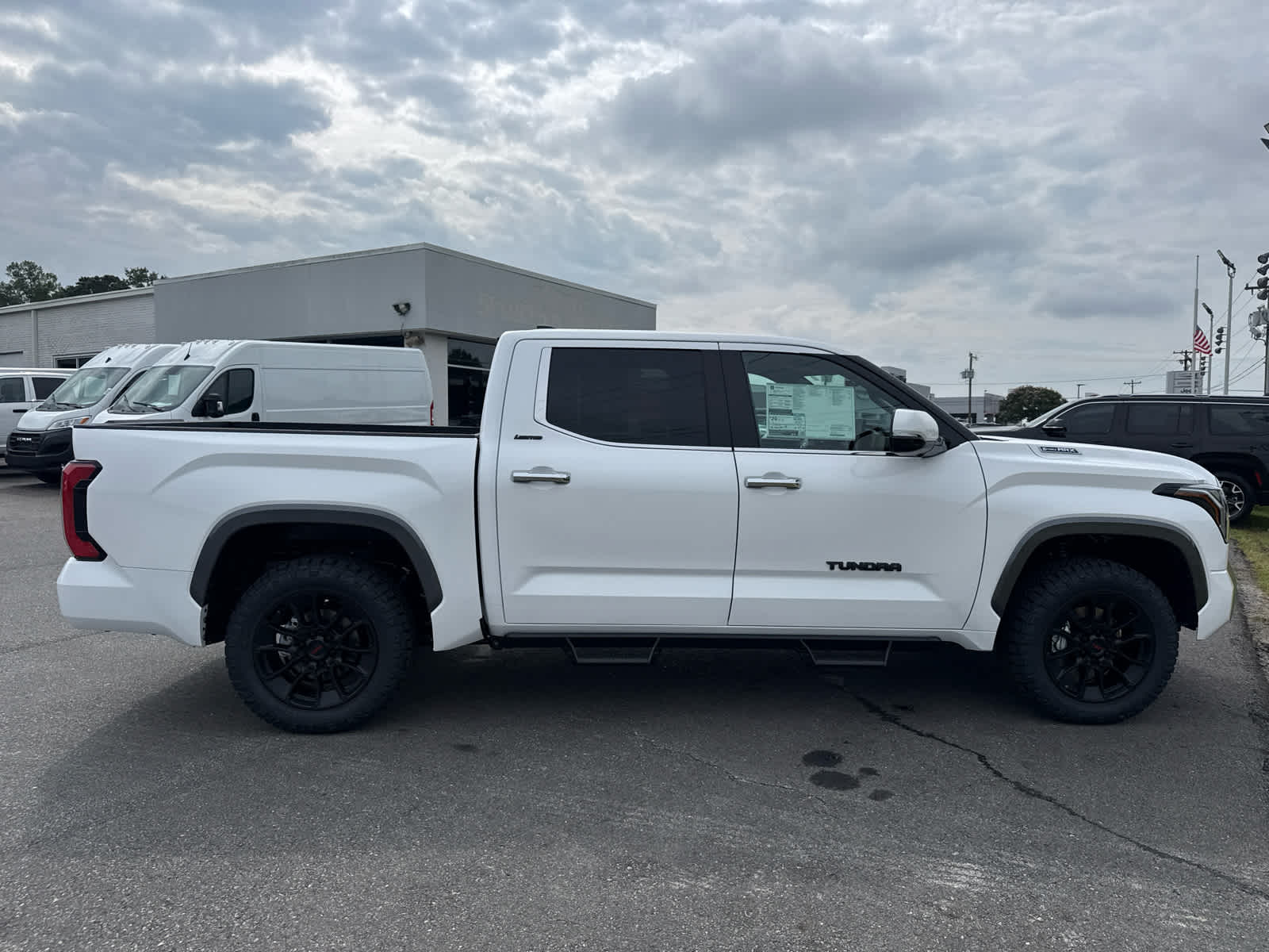 2026 Toyota Tundra i-FORCE MAX Tundra Limited