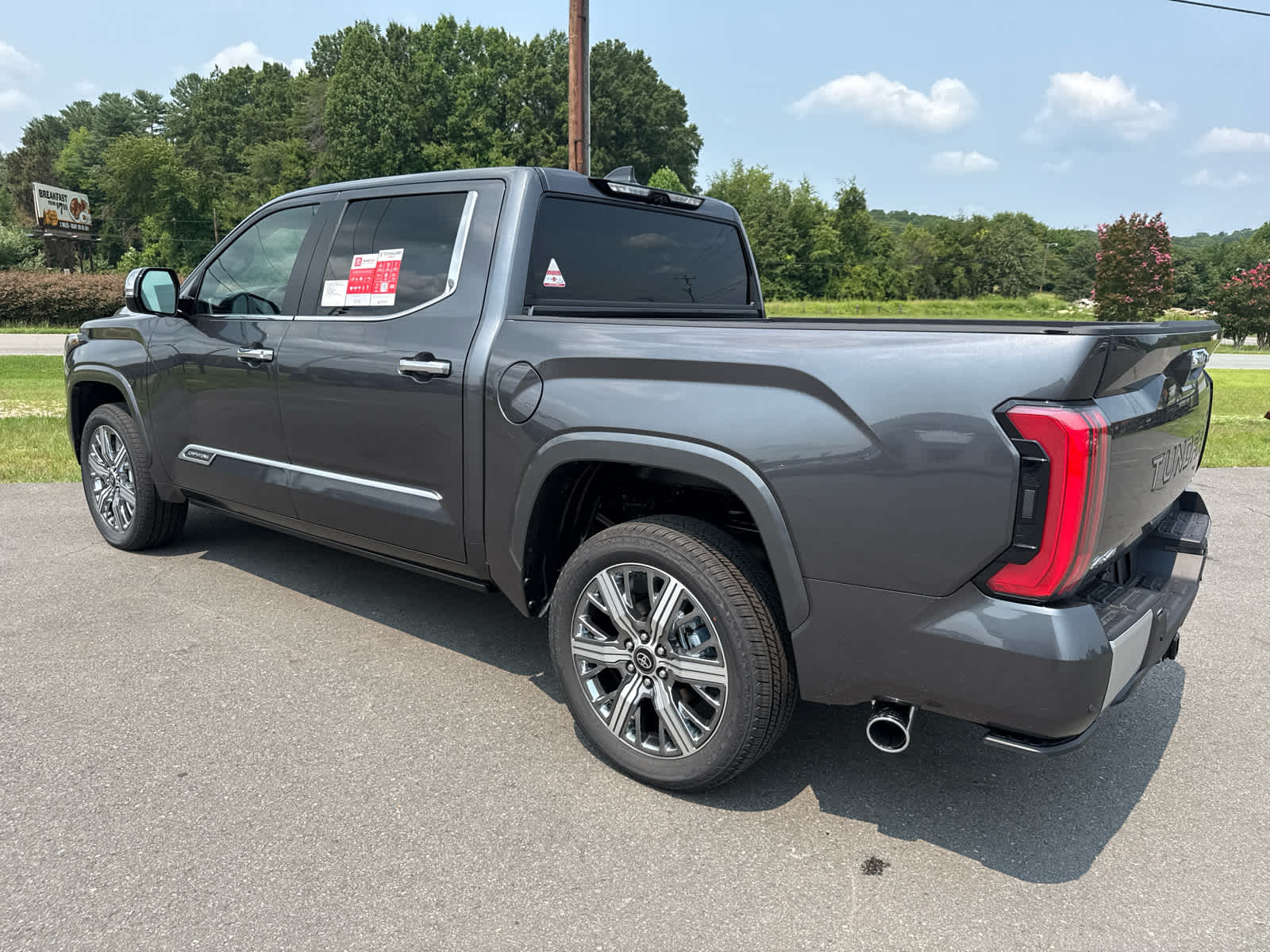 2026 Toyota Tundra i-FORCE MAX Tundra Capstone