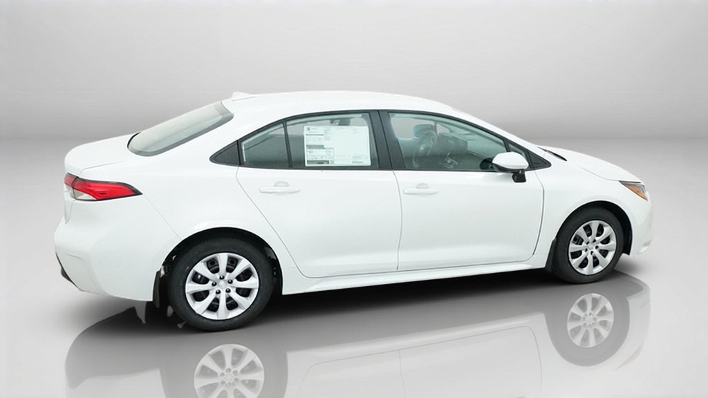 2027 Toyota Corolla LE