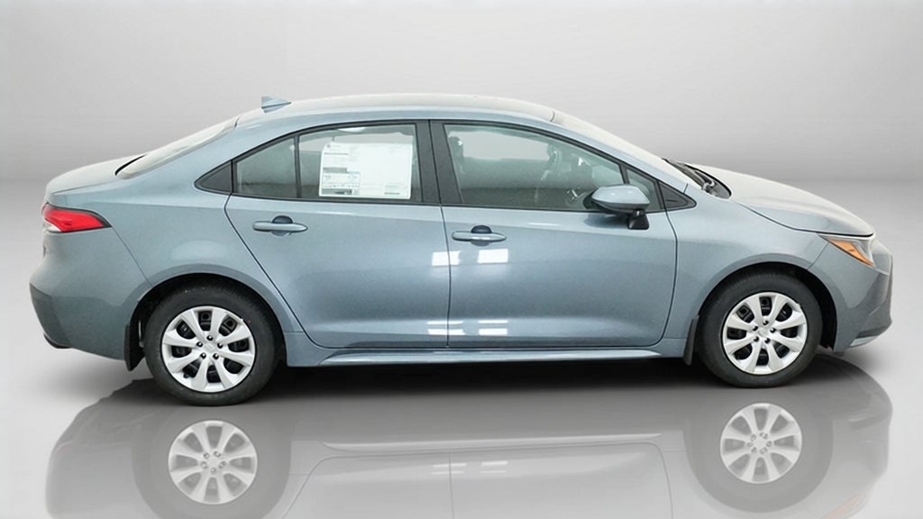 2027 Toyota Corolla LE
