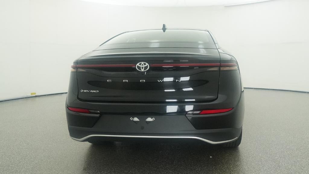 2026 Toyota Toyota Crown XLE