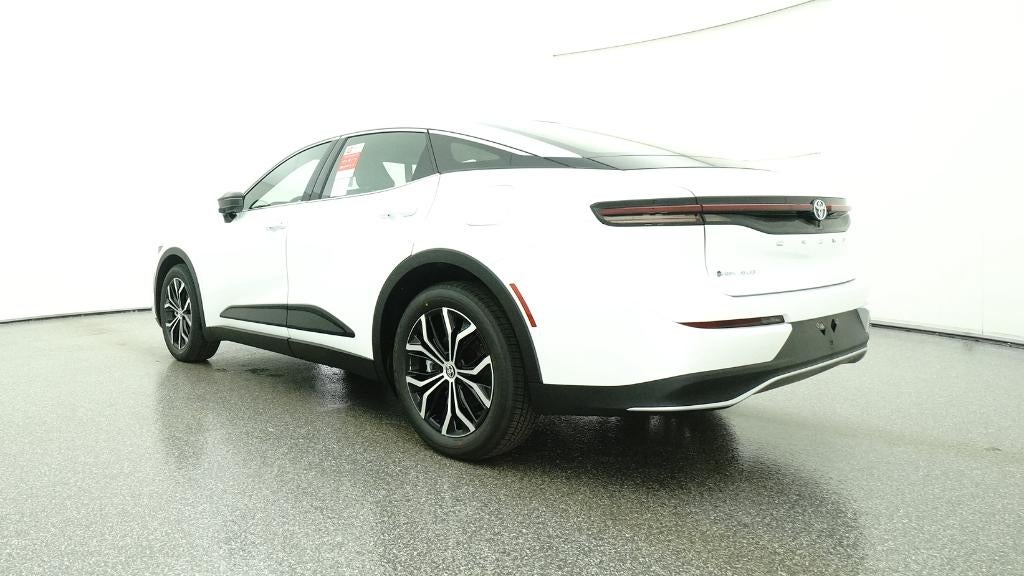 2026 Toyota Toyota Crown XLE