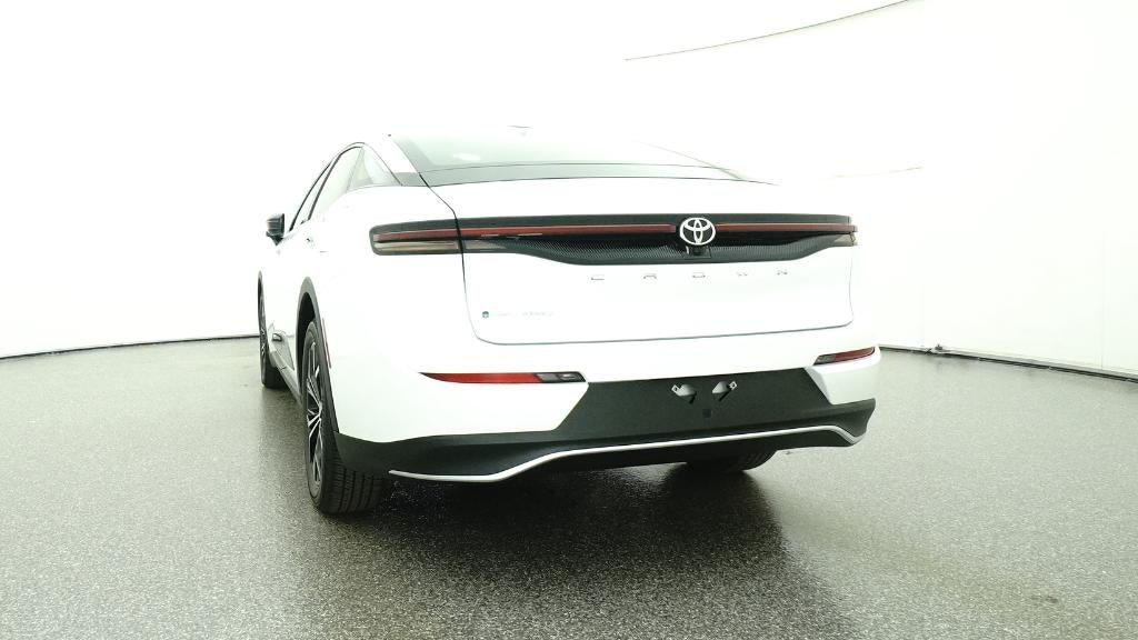 2026 Toyota Toyota Crown XLE