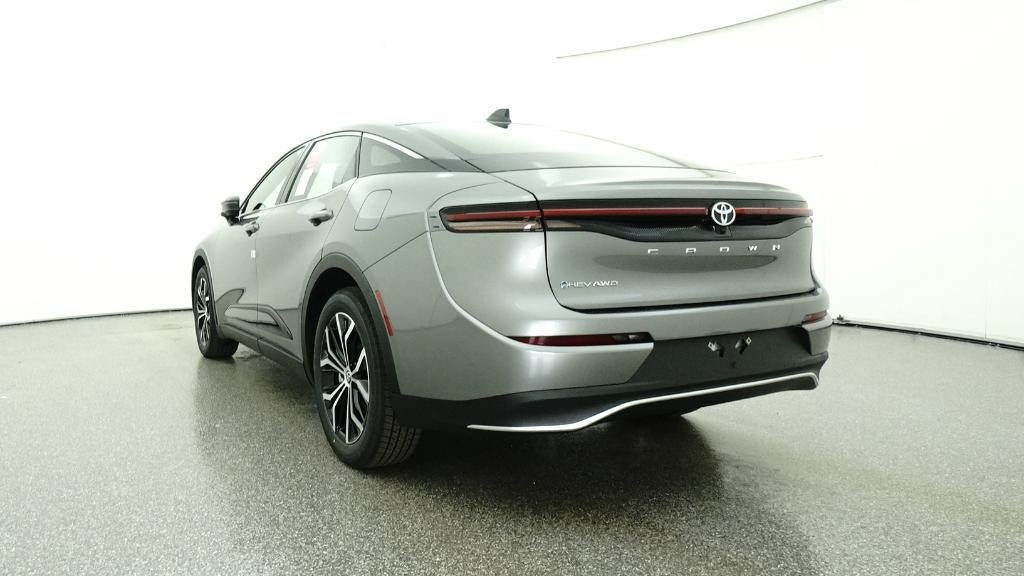 2026 Toyota Toyota Crown XLE