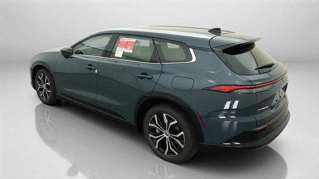 2026 Toyota Toyota Crown Signia XLE