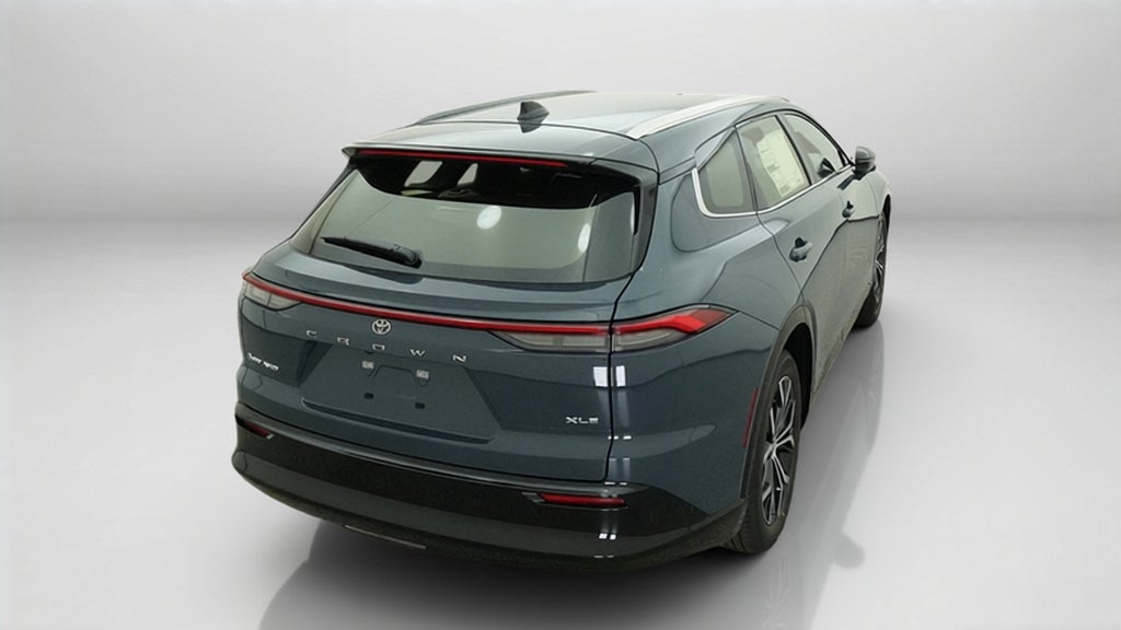 2026 Toyota Toyota Crown Signia XLE