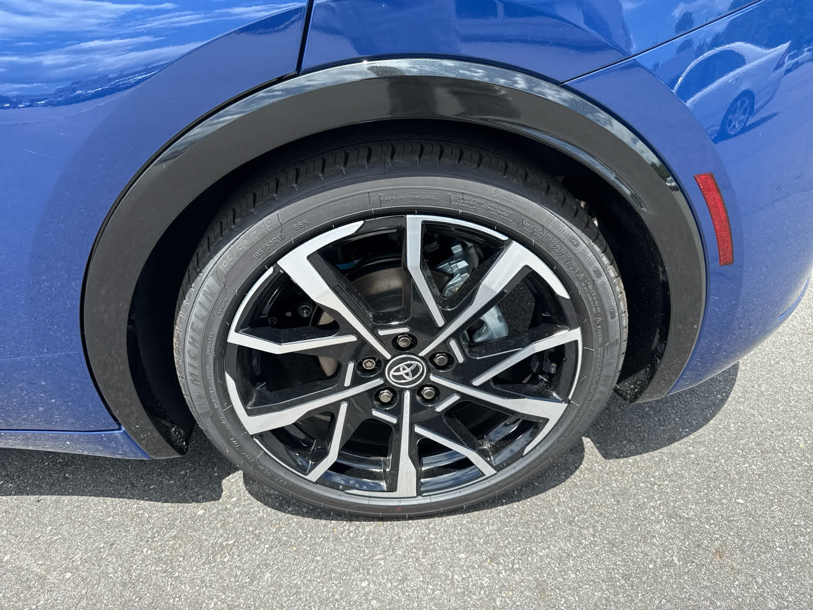 2025 Toyota Prius Plug-in Hybrid XSE