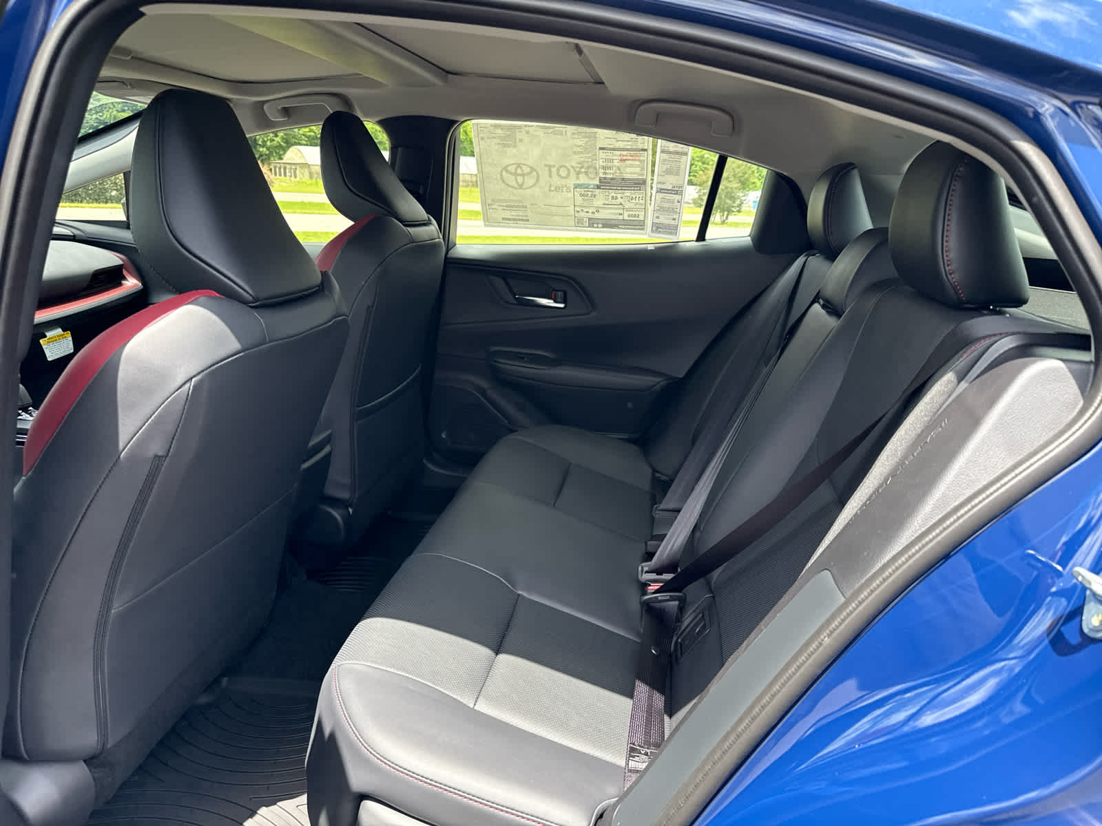 2025 Toyota Prius Plug-in Hybrid XSE