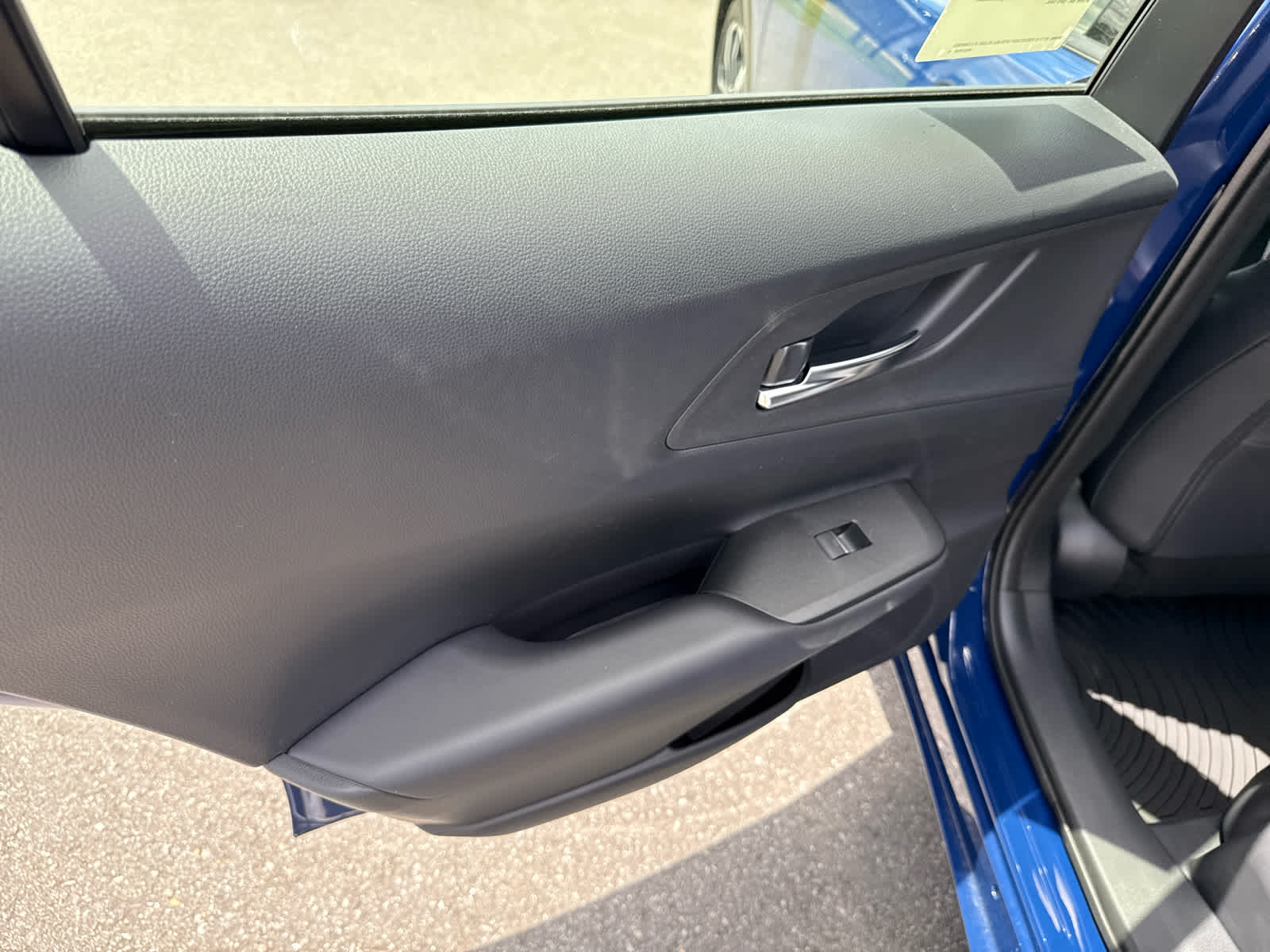 2025 Toyota Prius Plug-in Hybrid XSE