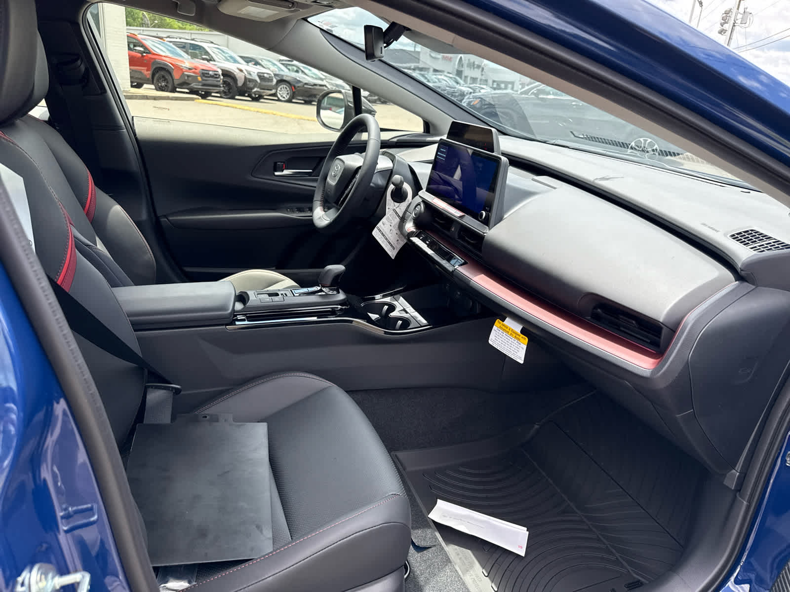 2025 Toyota Prius Plug-in Hybrid XSE