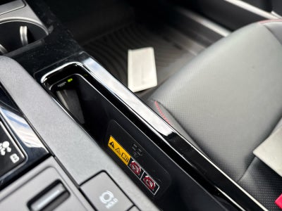 2025 Toyota Prius Plug-in Hybrid XSE