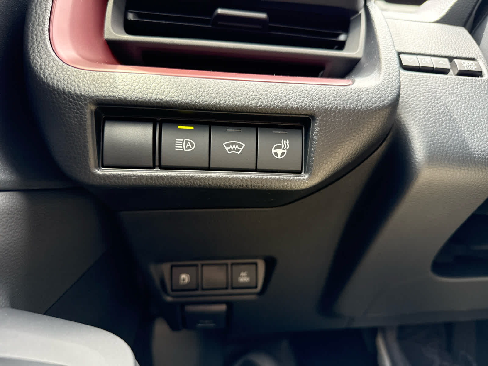 2025 Toyota Prius Plug-in Hybrid XSE