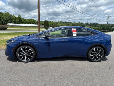 2025 Toyota Prius Plug-in Hybrid XSE