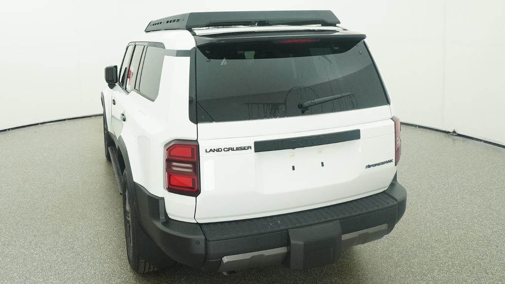 2027 Toyota Land Cruiser 4WD (Natl)
