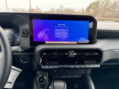 2026 Toyota Land Cruiser 4WD (Natl)