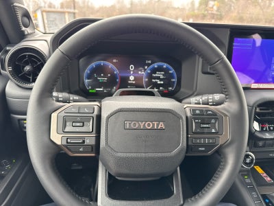 2026 Toyota Land Cruiser 4WD (Natl)