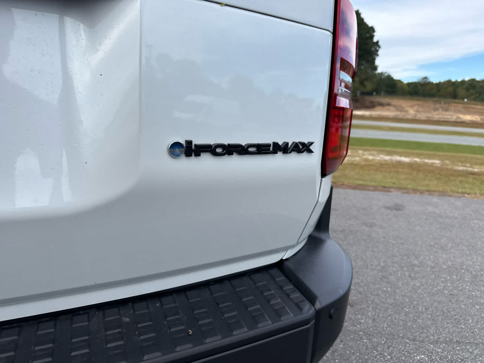 2027 Toyota Land Cruiser 4WD (Natl)