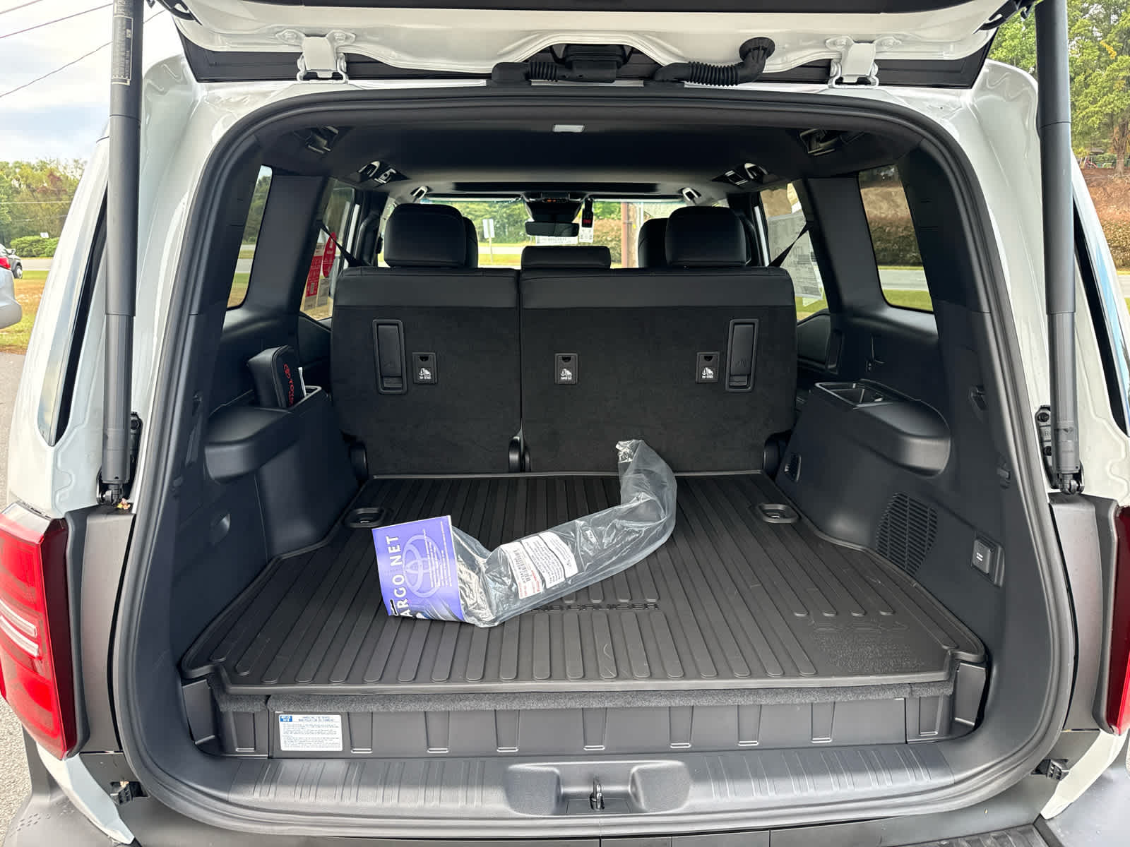 2027 Toyota Land Cruiser 4WD (Natl)