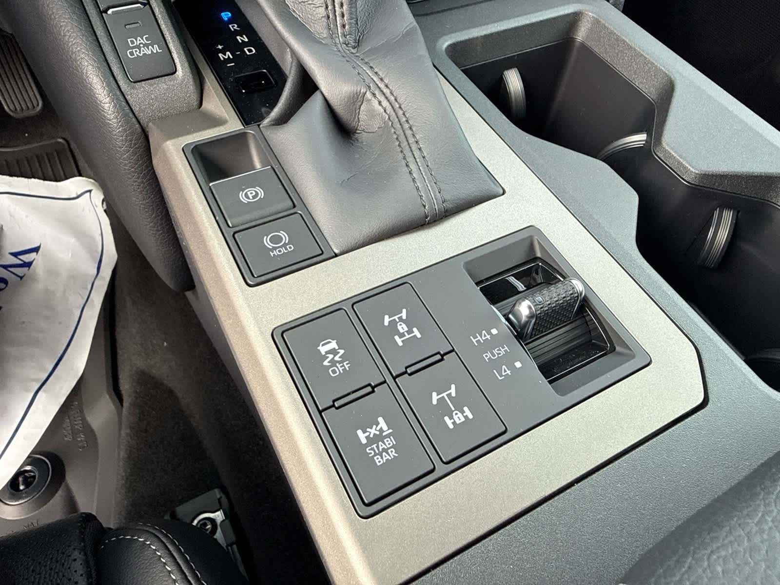 2027 Toyota Land Cruiser 4WD (Natl)