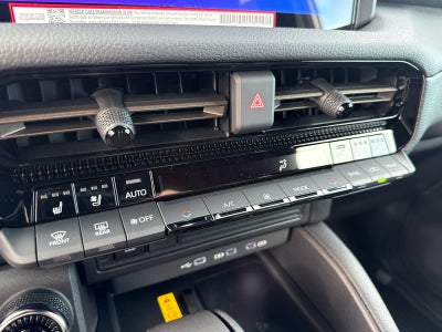 2027 Toyota Land Cruiser 4WD (Natl)