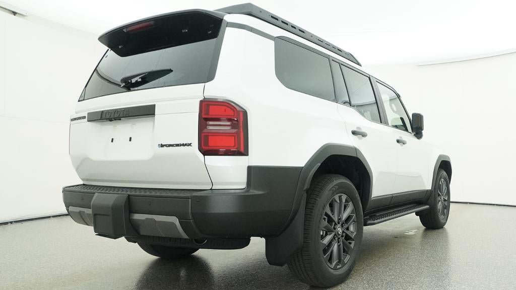 2027 Toyota Land Cruiser 4WD (Natl)