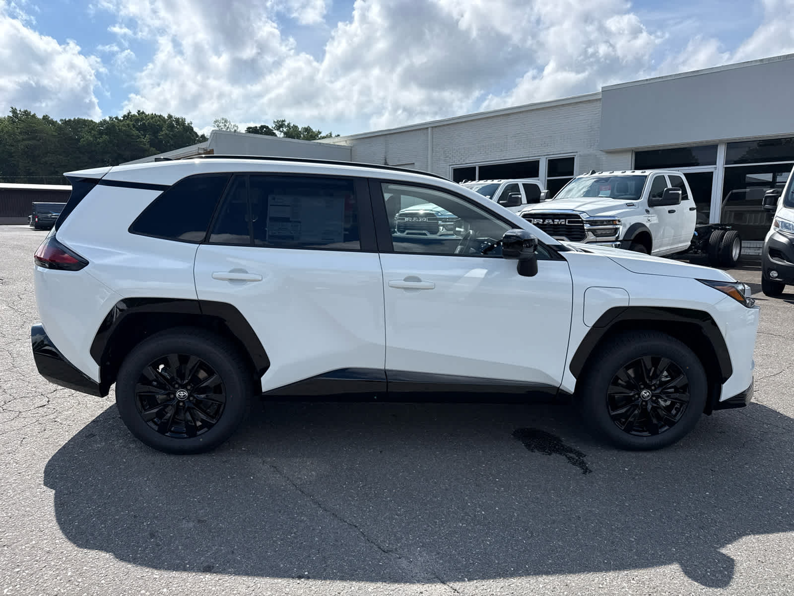 2026 Toyota RAV4 Plug-in Hybrid SE