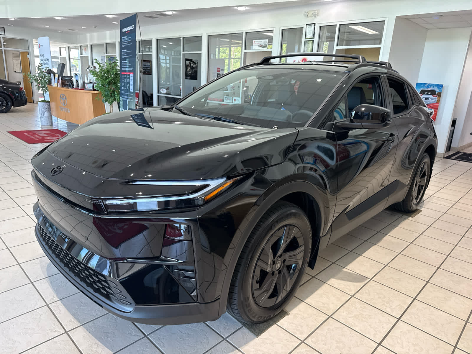 2026 Toyota C-HR SE