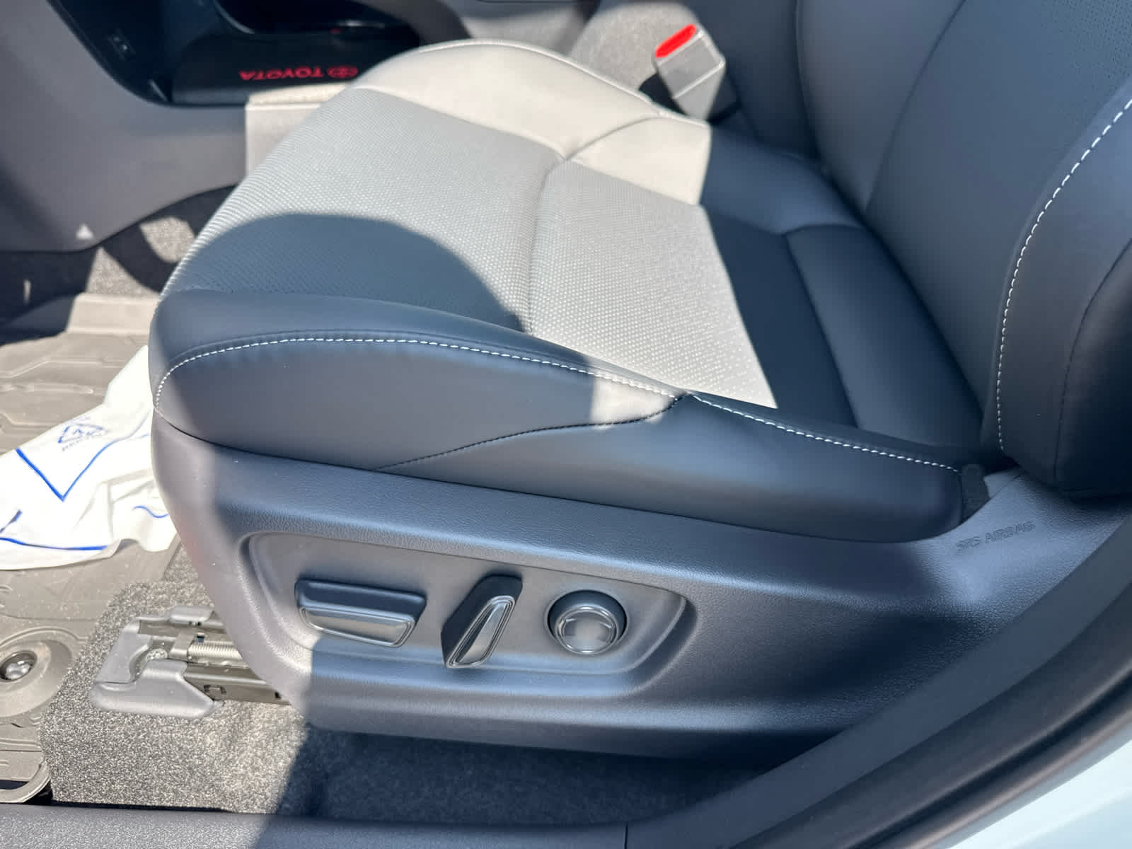 2026 Toyota bZ Woodland Premium