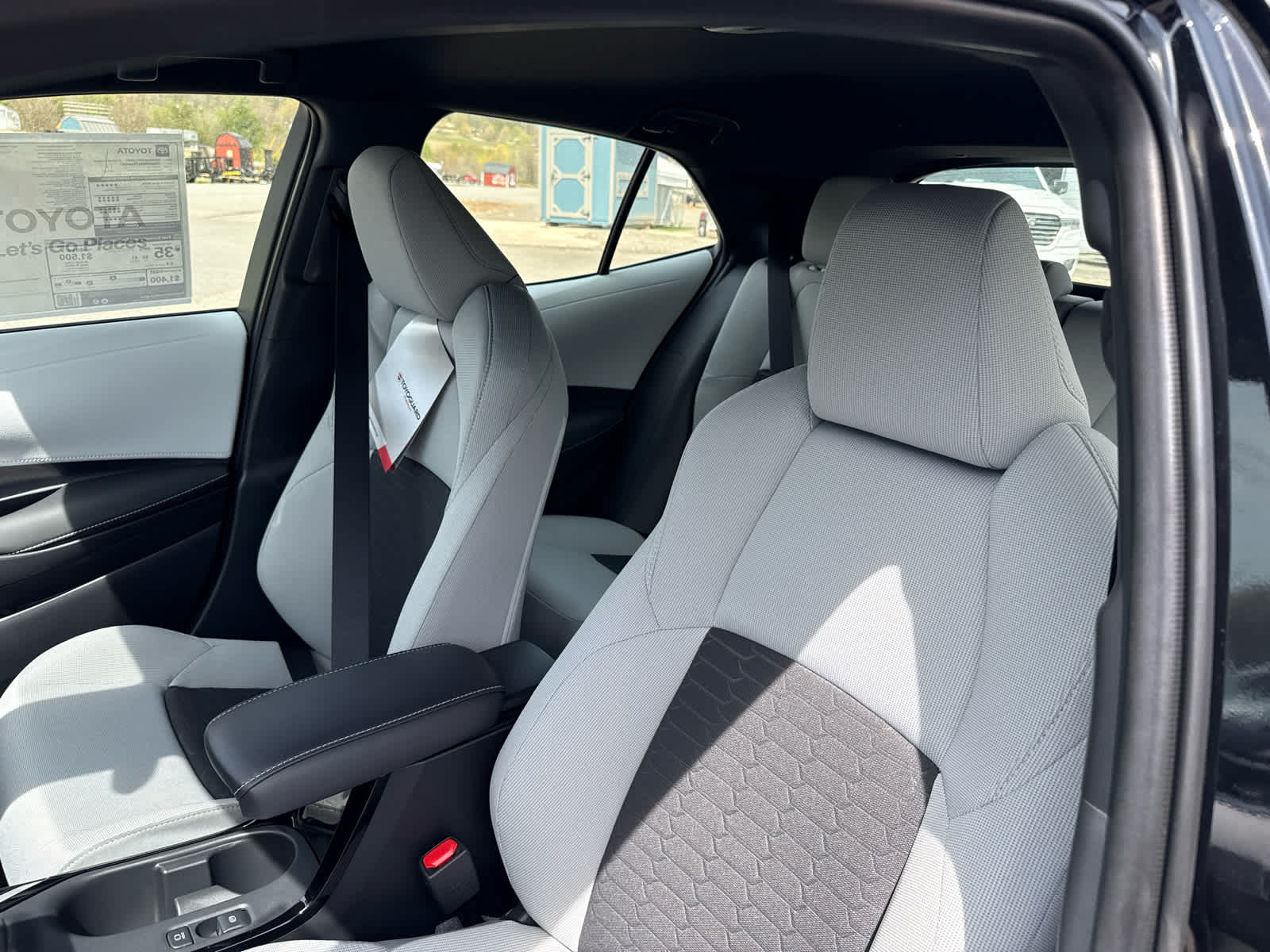 2026 Toyota Corolla Hatchback SE